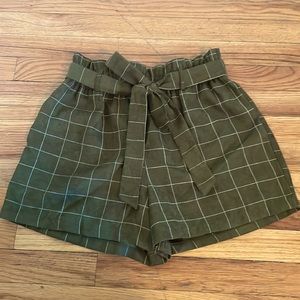 HAVE Paper bag shorts with pockets